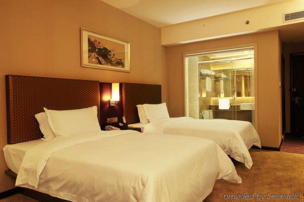 Oriental Shine Hotel Shenzhen Room photo