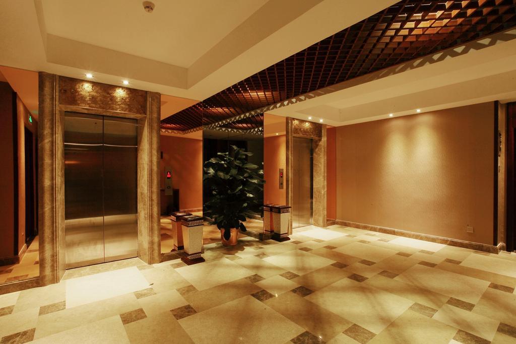 Oriental Shine Hotel Shenzhen Exterior photo